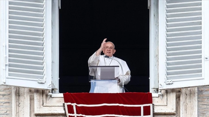 Papa Franciscus: Savaşın kendisi insanlığa karşı bir suçtur