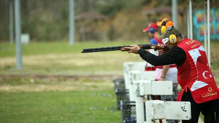 Para trapta milli sporcuların dünya şampiyonalarından madalya beklentisi yüksek