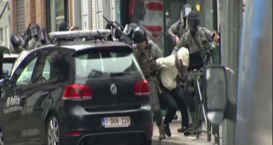 Paris saldırganı Belçika'da yakalandı