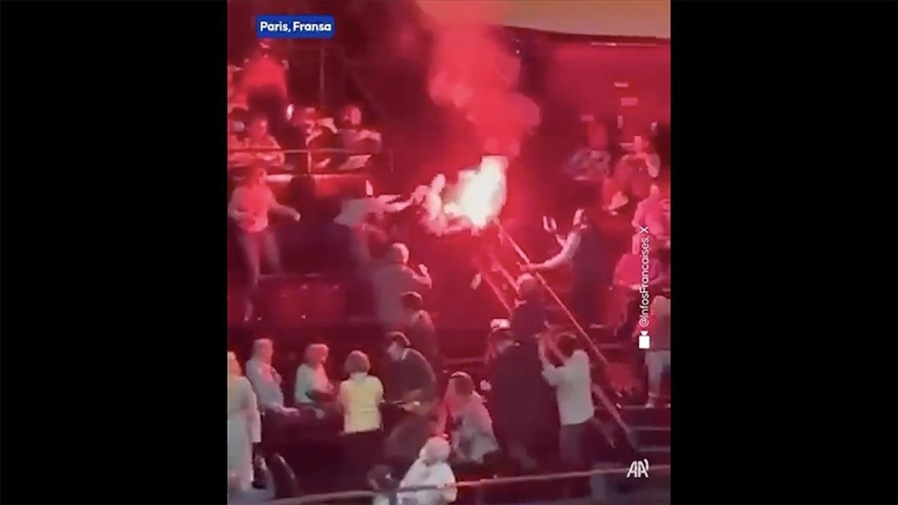 Paris'te İsrail Filarmoni Orkestrası'nın konserinde arbede çıktı