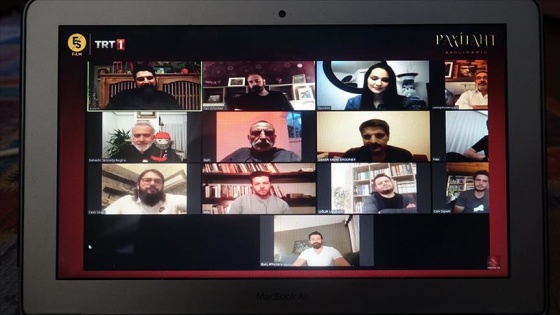&#039;Payitaht Albülhamid&#039; dizisi ekibi koronavirüs günlerini canlı yayında anlattı