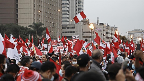 Peru'da devlet başkanlığı seçimlerinin belirsizliği devam ediyor