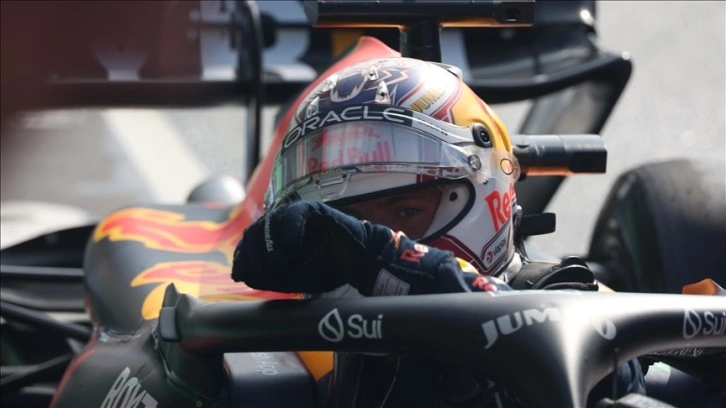 Peş peşe 9. yarışını kazanan Verstappen F1 rekorunu egale etti