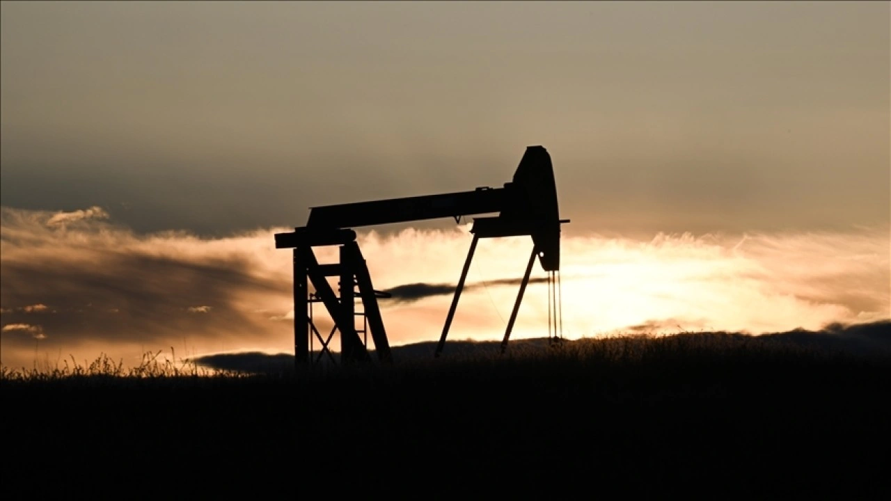 Petrol fiyatları İsrail'in İran'a saldırmasıyla yükselişe geçti