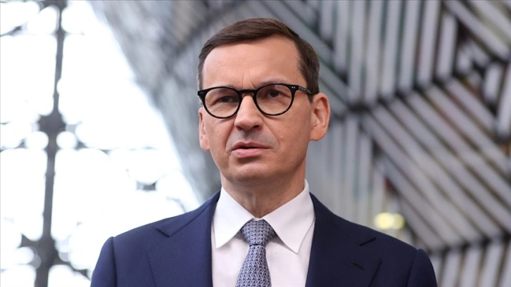 Polonya Başbakanı Morawiecki, Rusya'nın nükleer silah tehdidinin 'blöf' olduğunu söyl