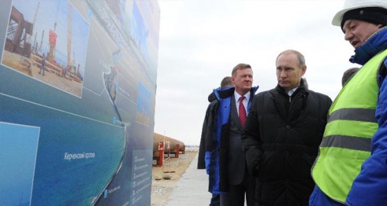 Putin’in inşa ettiği Kırım köprüsüne Türk gemisi çarptı