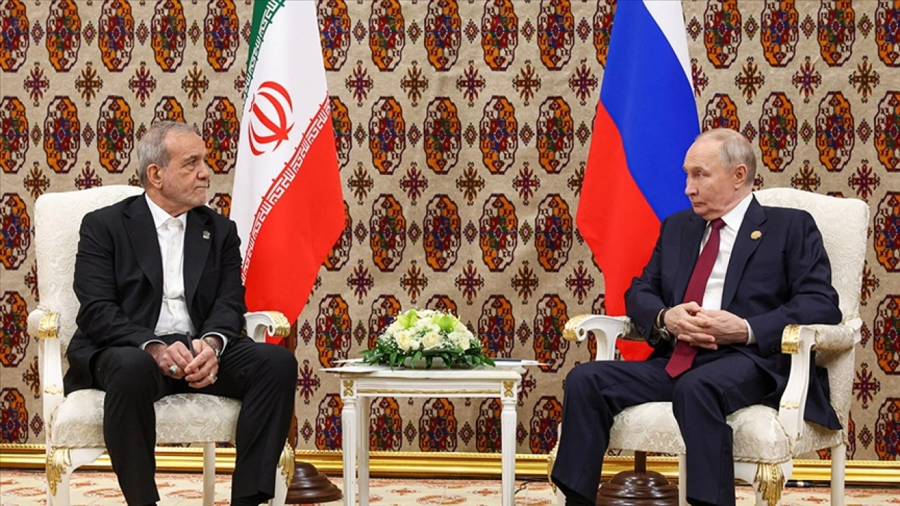 Putin, İran Cumhurbaşkanı Pezeşkiyan ile telefonda g&ouml;r&uuml;şt&uuml;