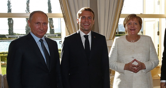 Putin, Merkel ve Macron ile Suriye, Ukrayna ve İran'ı görüştü