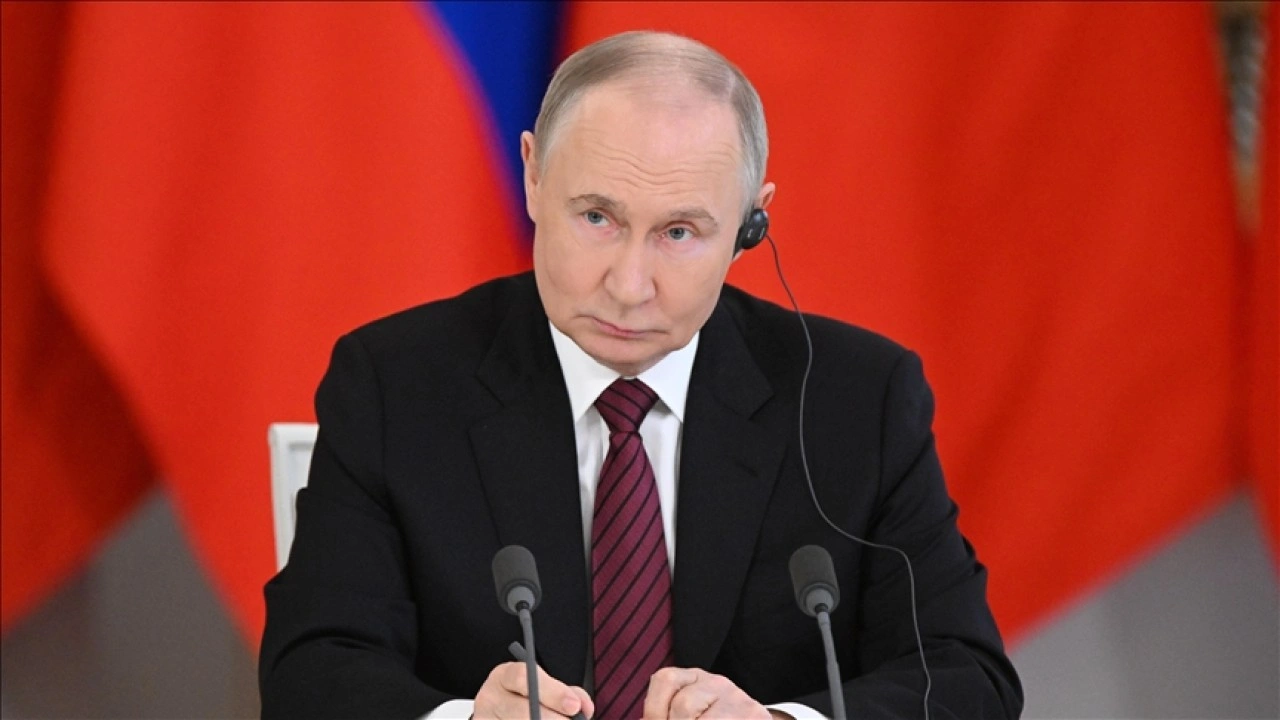 Putin, Rusya ve Malezya’nın enerjide ortak projeler geliştirebileceğini söyledi