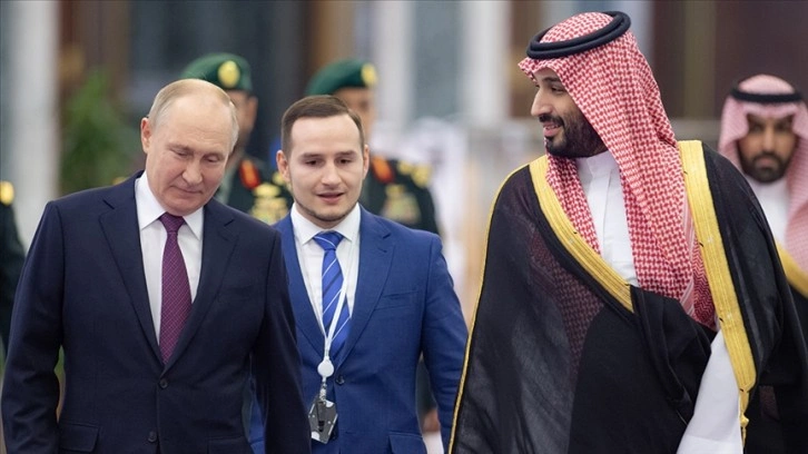 Putin ve Bin Selman'dan 