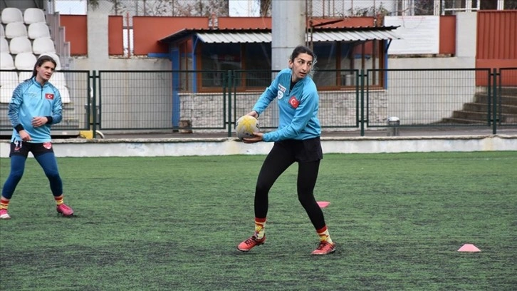 Ragbi Kadın Milli Takımı oyuncusu Ayça Akçınar, olimpiyat hayaliyle çalışıyor