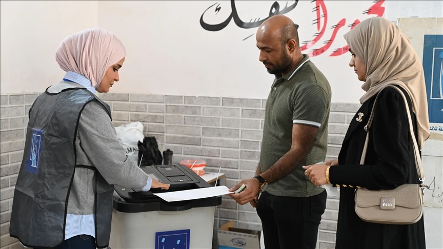 Irak’ta genel seçimler için oy kullanma işlemi sona erdi