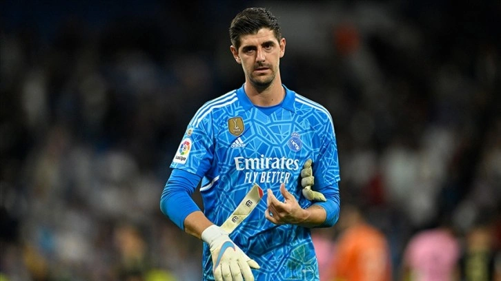 Real Madrid kalecisi Thibaut Courtois'nın çapraz bağları koptu