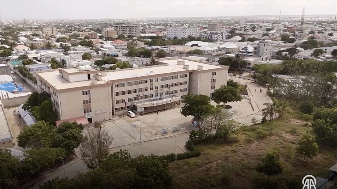 Recep Tayyip Erdoğan Eğitim ve Araştırma Hastanesi Somali’de binlerce hastaya umut oluyor