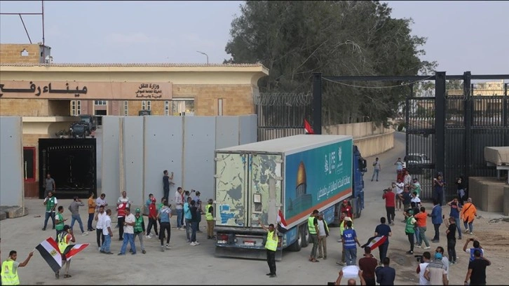 Refah Sınır Kapısı, Gazzeli ağır yaralılardan bazılarının Mısır’da tedavileri için yarın açılacak