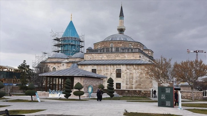 Restorasyonu tamamlanan 'Kubbe-i Hadra' Mevlana dostlarını selamlıyor