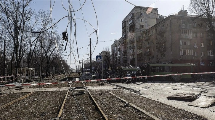 Rus güçleri, Ukrayna'nın Harkiv şehrini vurdu