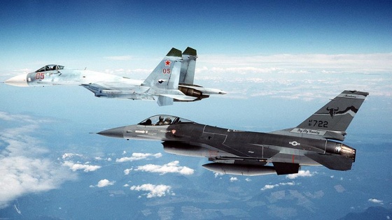 Rus jeti ABD savaş uçağı için havalandı