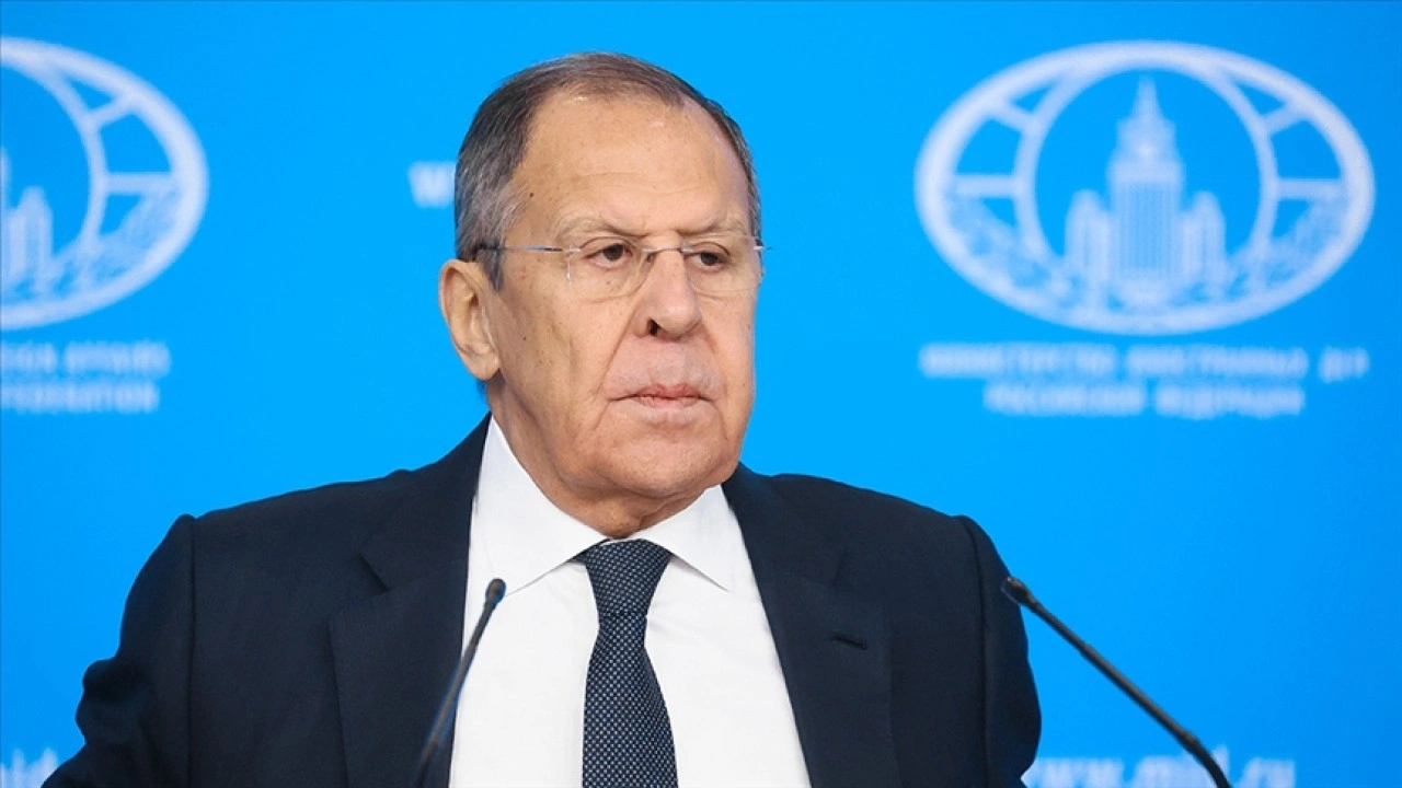 Rusya Dışişleri Bakanı Lavrov: Avrupa'nın neredeyse tümü bizimle savaşıyor