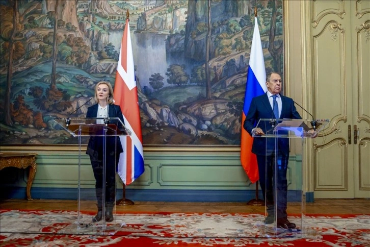 Rusya Dışişleri Bakanı Lavrov, İngiltere Dışişleri Bakanı Truss ile görüştü