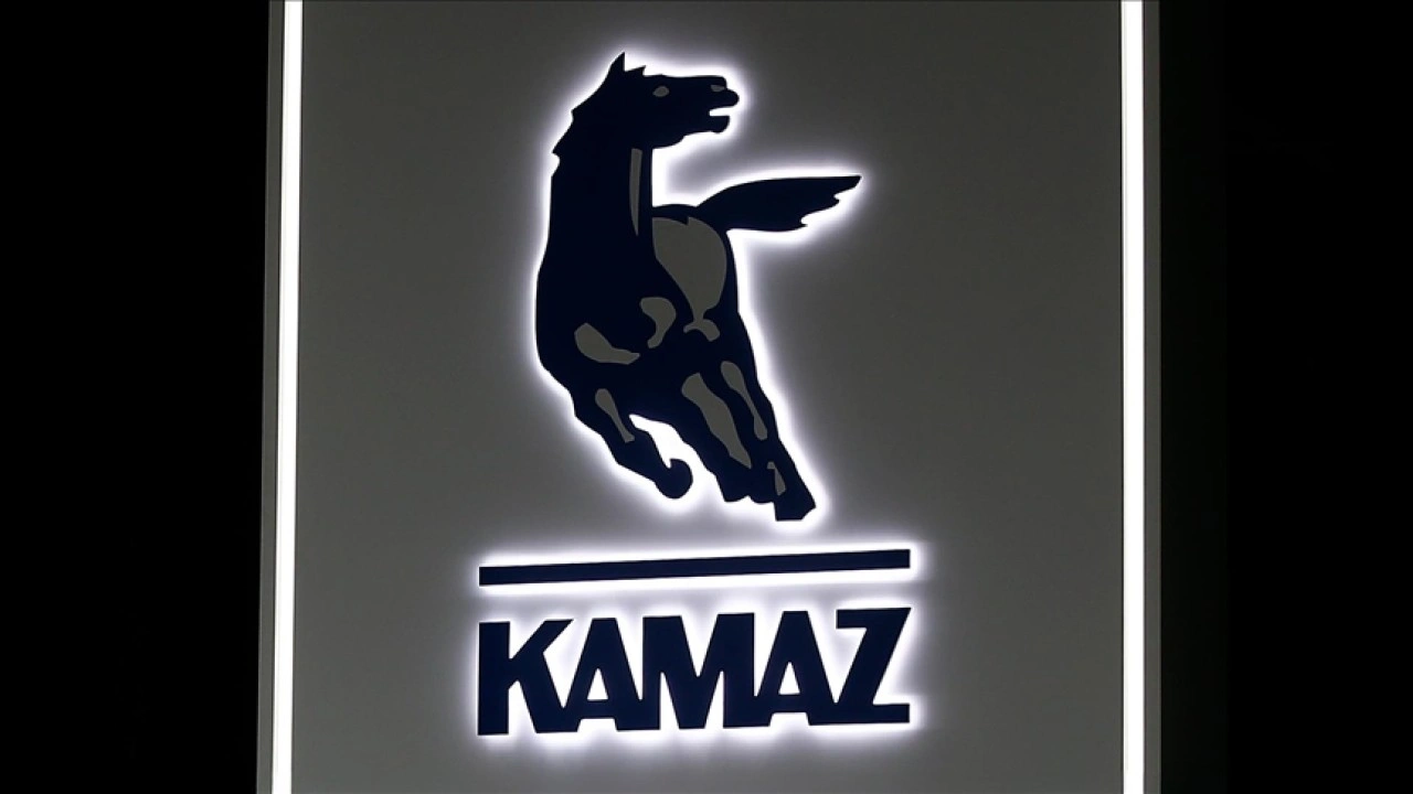 Rusya'nın en büyük kamyon üreticisi Kamaz çalışma günü sayısını azaltacak
