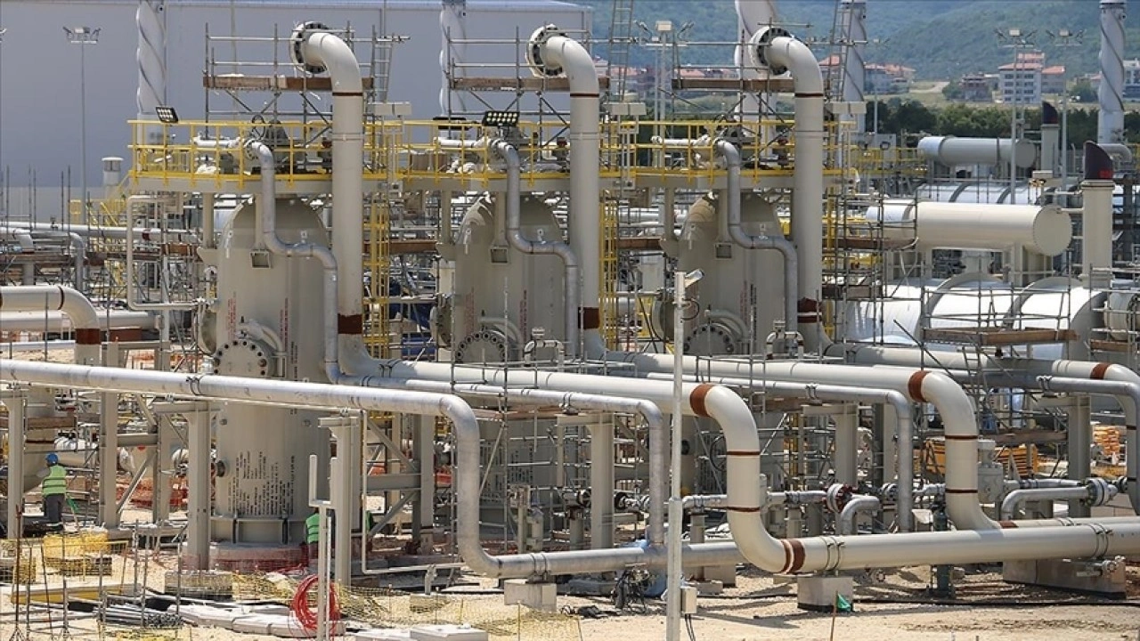 Rusya'nın petrol ve doğal gaz gelirleri yüzde 27 azaldı