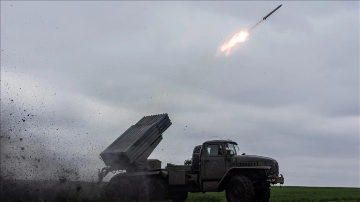 Rusya: Ukrayna’da uzun menzilli füzelerle önemli miktarda silah ve mühimmat vurduk