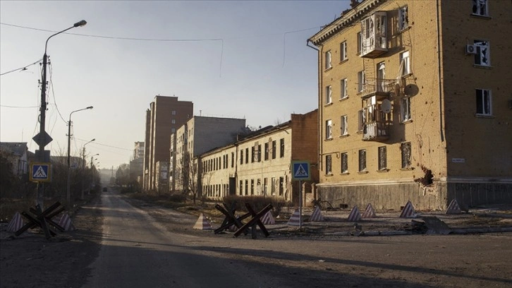 Rusya Ukrayna'nın Donetsk bölgesindeki Mıkolayivka yerleşim birimini ele geçirdi