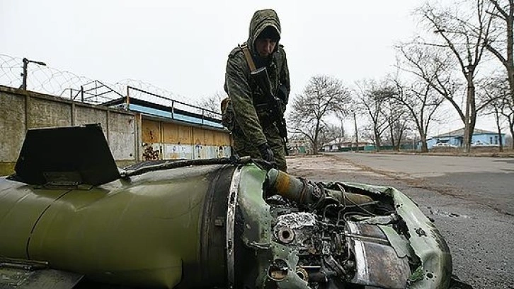 Rusya'nın, Ukrayna'da askeri birliğe düzenlediği saldırıda yaklaşık 70 asker öldü