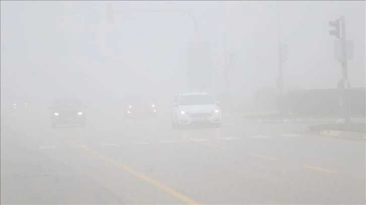 Sakarya'da sis etkili oluyor