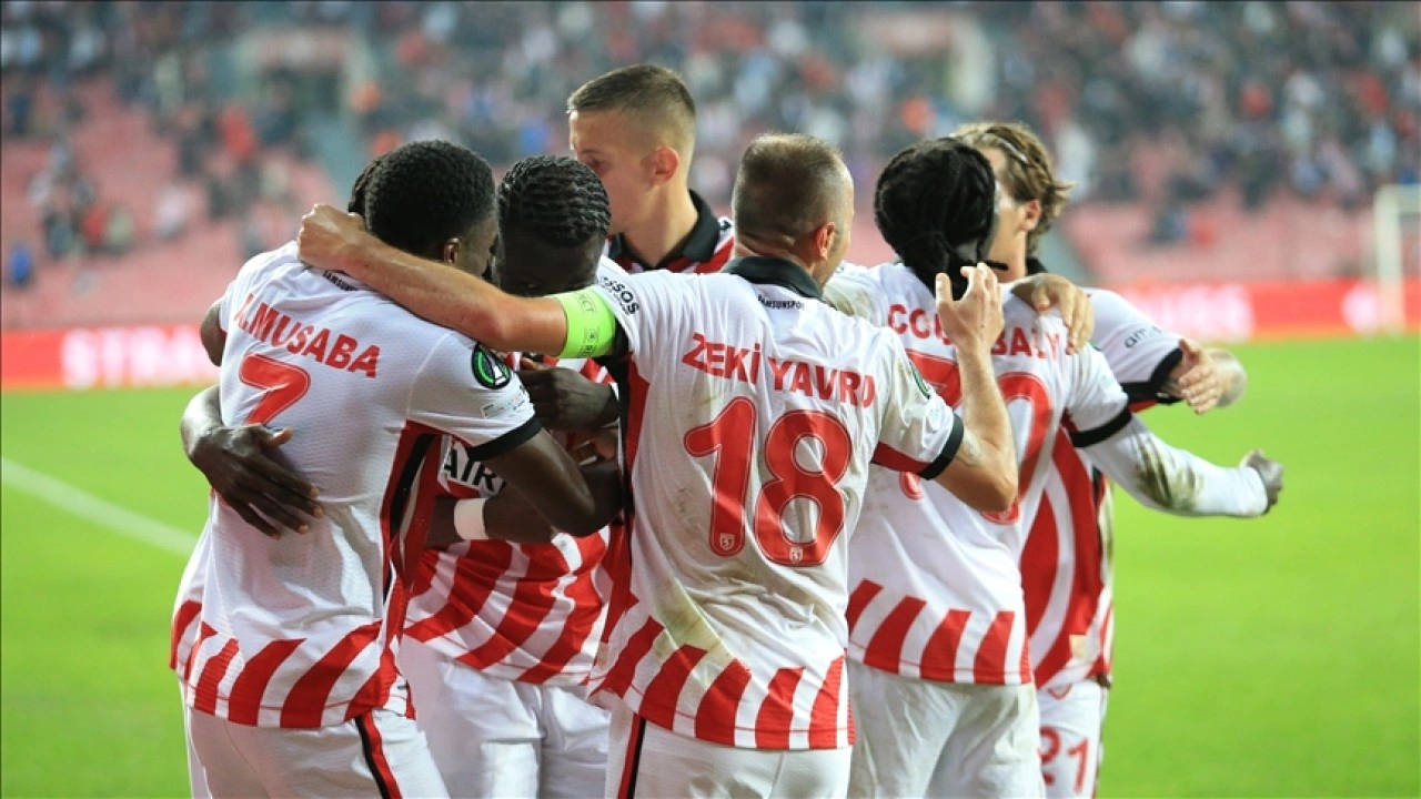 Samsunspor, Süper Lig'de yarın Alanyaspor'u konuk edecek