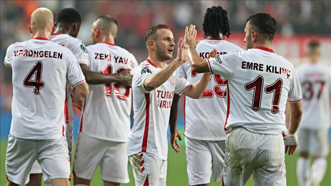 Samsunspor, UEFA Konferans Ligi'nde Hamrun Spartans'ı 3-0 yendi