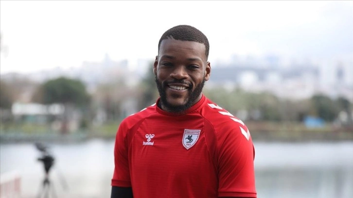 Samsunspor'un Kamerunlu futbolcusu Ntcham, gollerden sonra taklalarına devam etmek istiyor