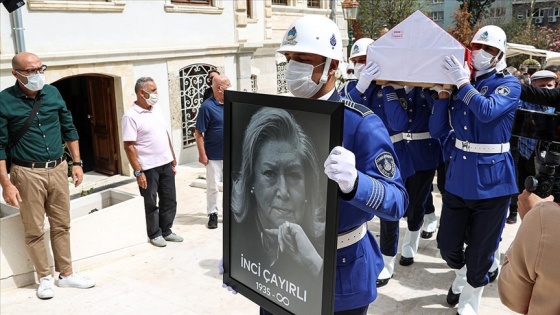 Sanatçı İnci Çayırlı son yolculuğuna uğurlandı