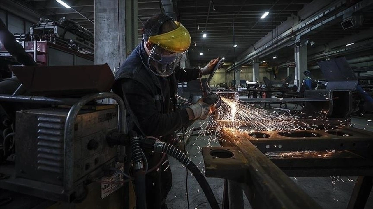 Sanayi üretim endeksi yıllık bazda yüzde 8,3 arttı