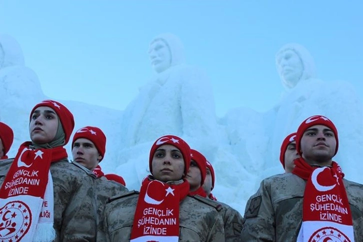 Sarıkamış'ta şehitler için yapılan 