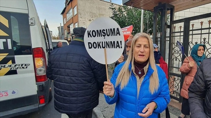 Sarıyer Mahalleler Birliğinden İBB önünde tapu protestosu