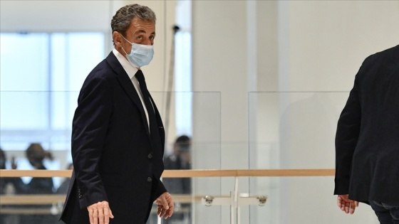 Sarkozy, hakkındaki yolsuzluk suçlamalarını reddetti
