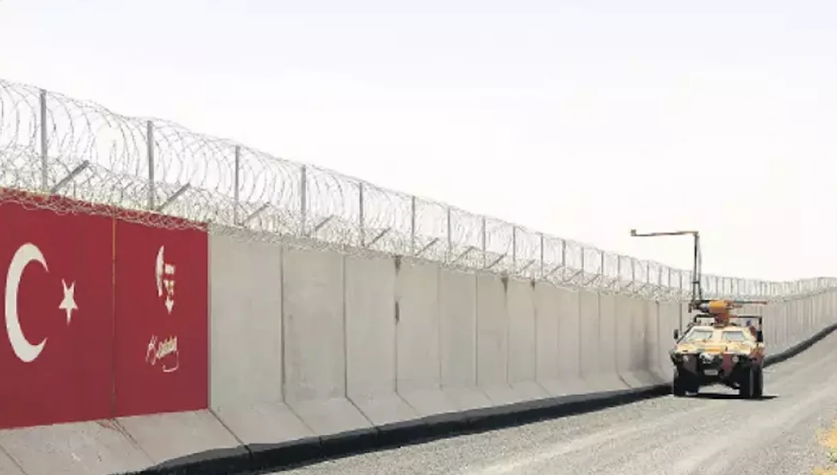 Savaşın g&ouml;lgesinde T&uuml;rkiye: Strateji, ger&ccedil;eklik ve soğukkanlılık -Mehmet Yıldırım yazdı-