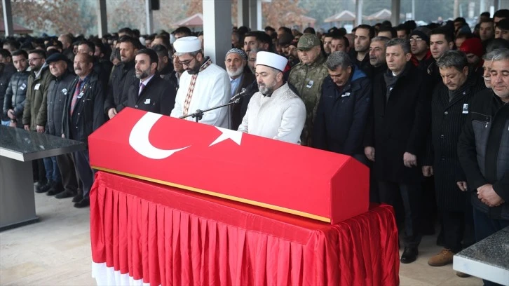 Şehit Astsubay Kıdemli Çavuş Harun Uğur, Malatya'da son yolculuğuna uğurlandı