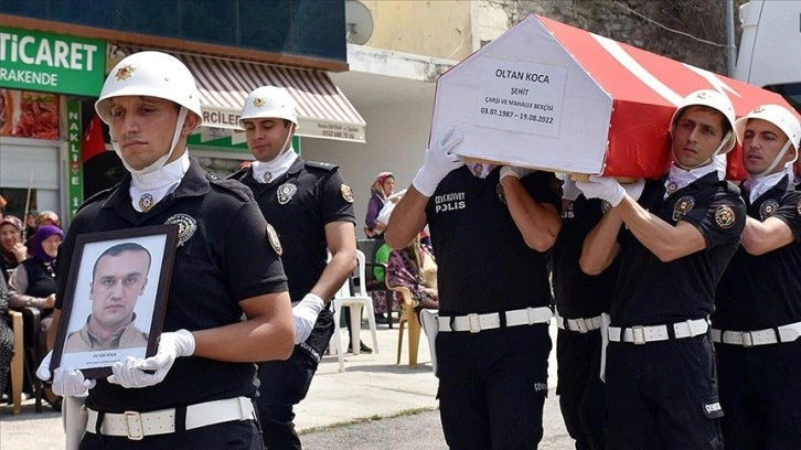 Şehit Bekçi Oltan Koca, memleketi Gümüşhane'de son yolculuğuna uğurlandı