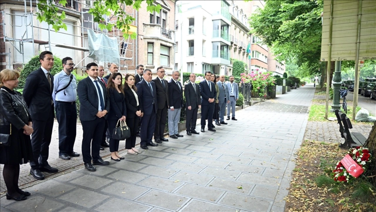 Şehit diplomat Dursun Aksoy, Brüksel'de anıldı