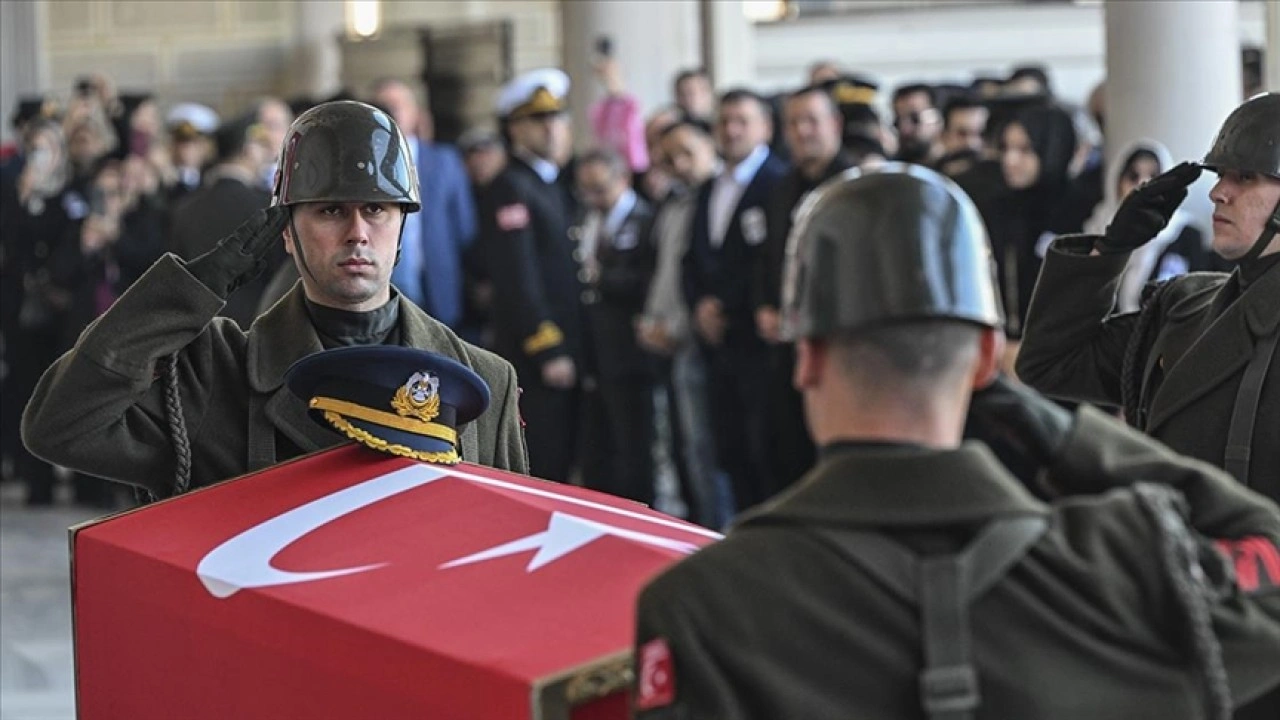 Åžehit Hava Pilot Yarbay Gökhan Korkmaz için İstanbul'da cenaze töreni düzenlendi