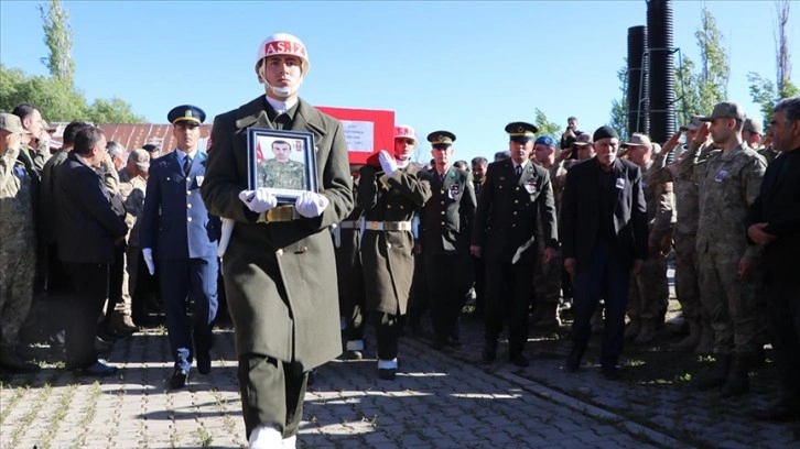 Şehit Piyade Sözleşmeli Onbaşı Recep Kabala, Erzurum'da son yolculuğuna uğurlandı