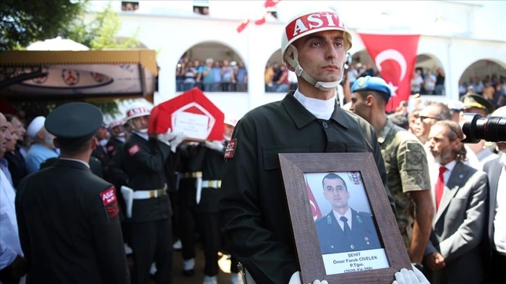 Şehit Piyade Teğmen Civelek, Sakarya'da son yolculuğuna uğurlandı