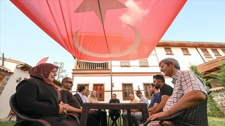 Şehit yakınları ve gaziler kurdukları dernek çatısı altında