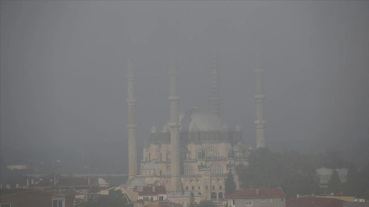 Selimiye sisler içinde kayboldu