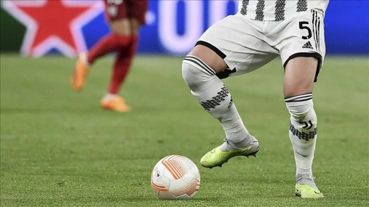 Serie A'da puan silme cezası alan Juventus, deplasmanda Empoli'ye farklı yenildi