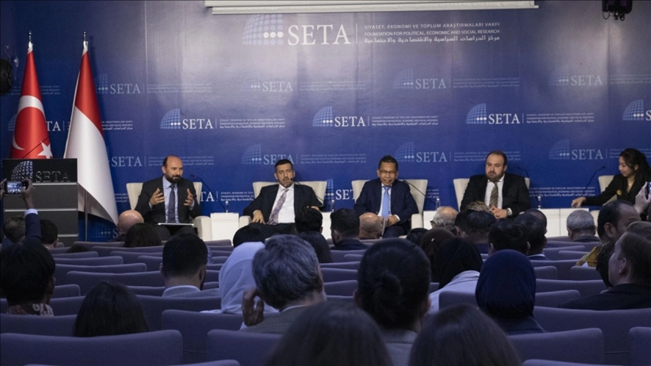 SETA'daki "Türkiye-Endonezya Ortaklık Forumu" panelinde bölgesel meseleler ele alındı