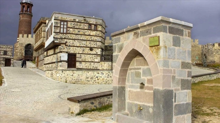 Seyyahlara ilham veren Erzurum'un tarihi çeşmeleri onarılıyor